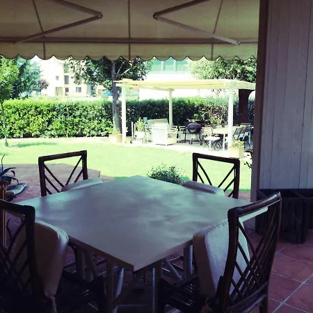 Shared In Tuscany With Garden On The River
