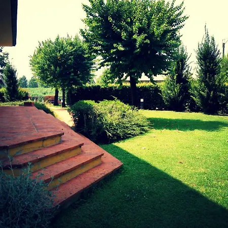 Shared In Tuscany With Garden On The River